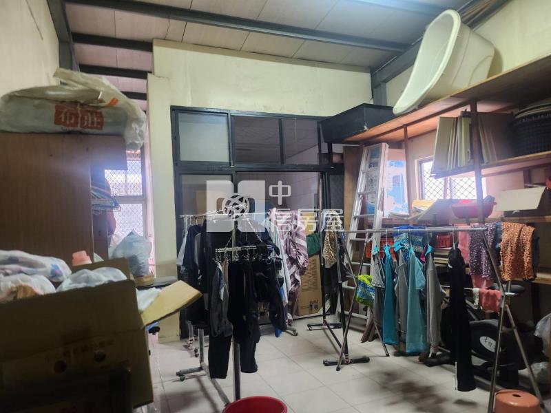 鹽行國中賺錢金店面房屋室內格局與周邊環境