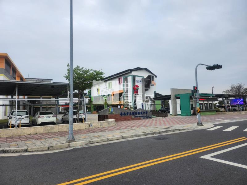 鹽行國中賺錢金店面房屋室內格局與周邊環境