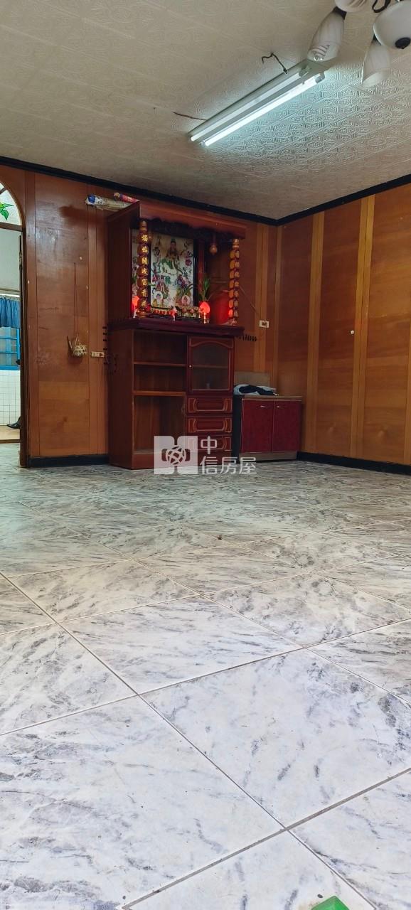 華勛市場活巷透天房屋室內格局與周邊環境