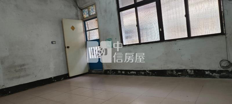 華勛市場活巷透天房屋室內格局與周邊環境
