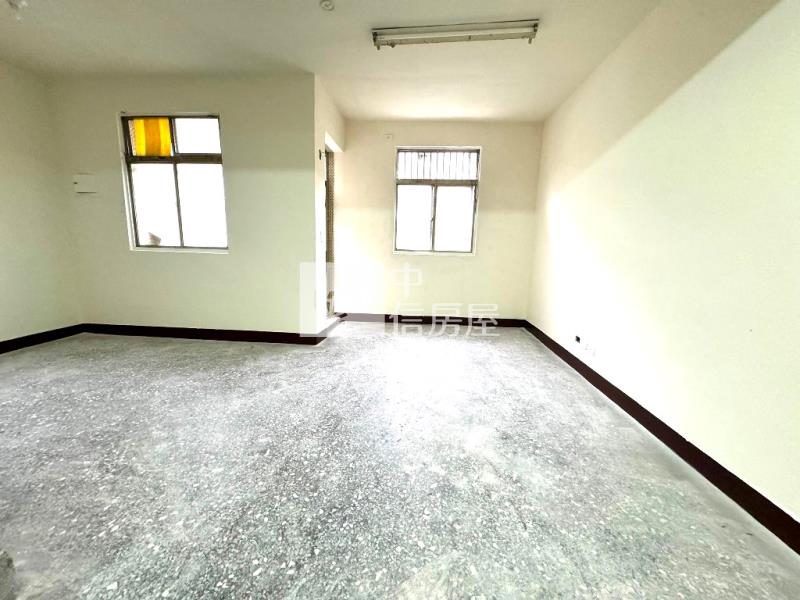 【新世紀】新屋大面寬透天房屋室內格局與周邊環境