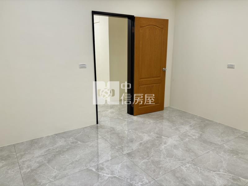 安平國小整新孝親車墅房屋室內格局與周邊環境