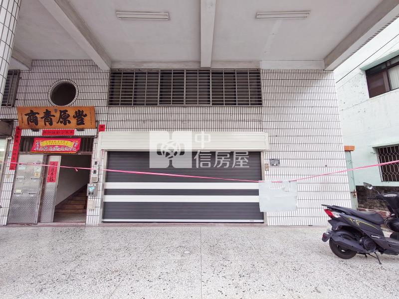 豐原成功路大面寬金店房屋室內格局與周邊環境