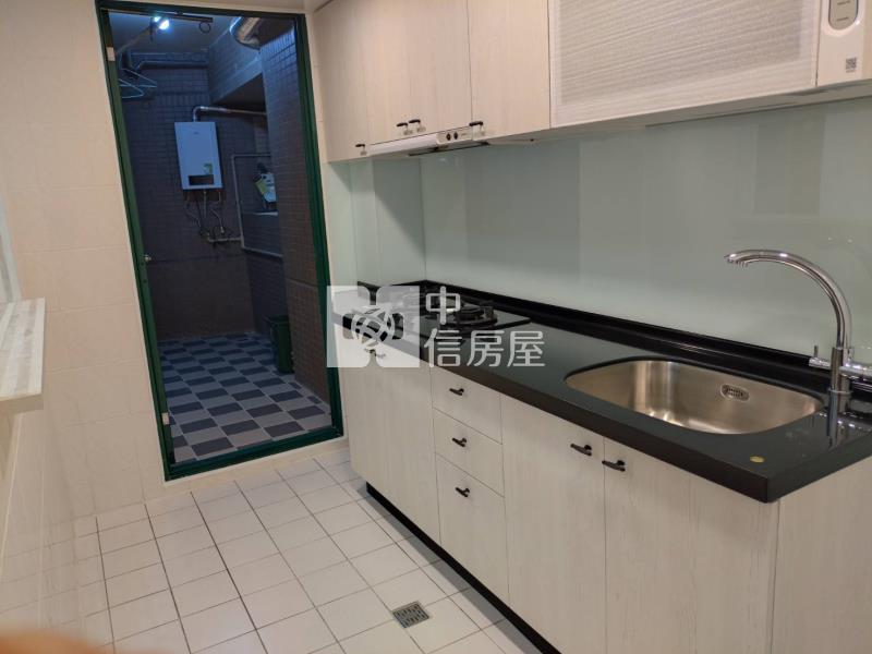 D007美妝採光電梯大三房平面車位房屋室內格局與周邊環境