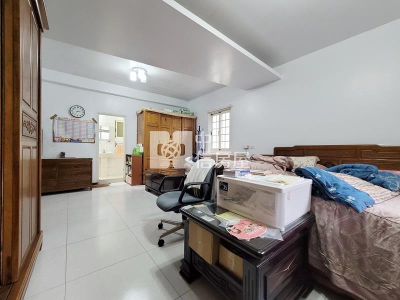 平鎮南勢運動中心旁邊間美透天房屋室內格局與周邊環境