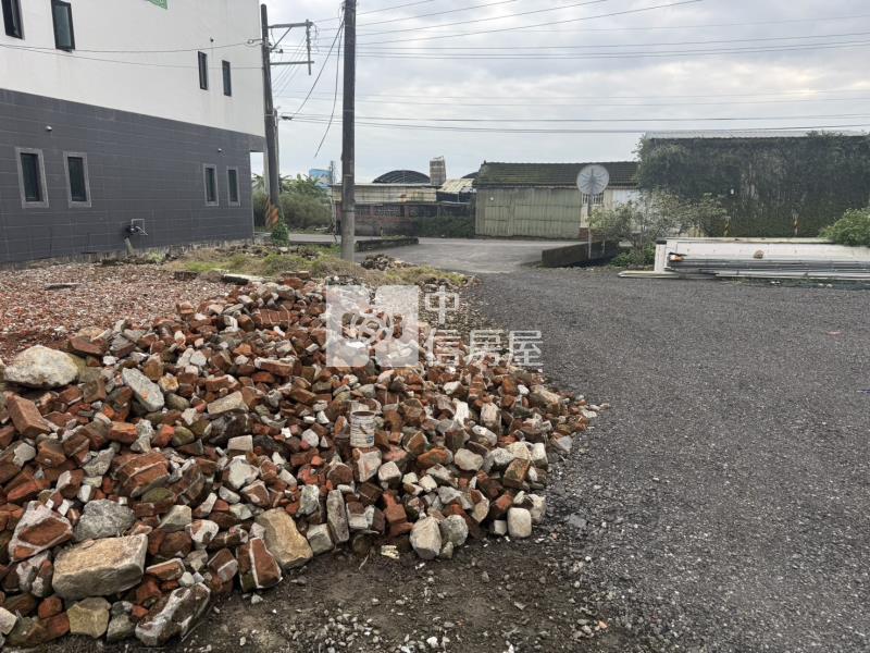 礁溪溫泉產業特定區，都計內農建地房屋室內格局與周邊環境