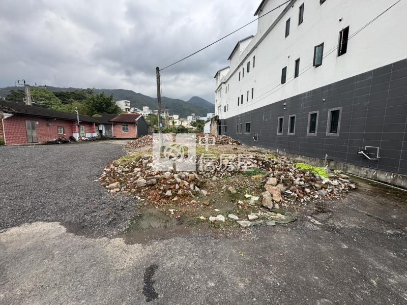 礁溪溫泉產業特定區，都計內農建地房屋室內格局與周邊環境