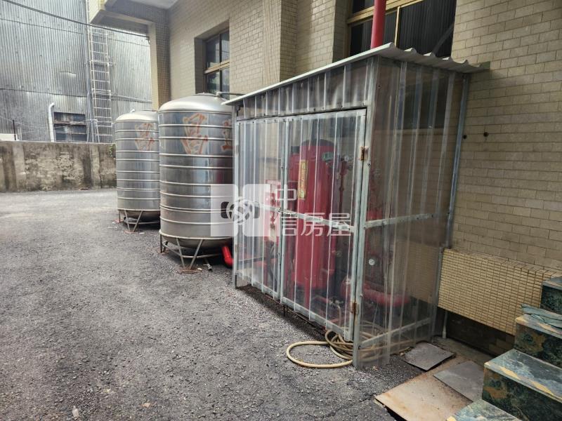 安平產業園區大面寬廠辦住房屋室內格局與周邊環境