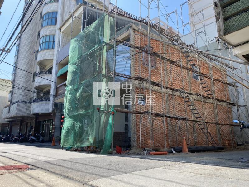東區仁德活巷邊間透天房屋室內格局與周邊環境