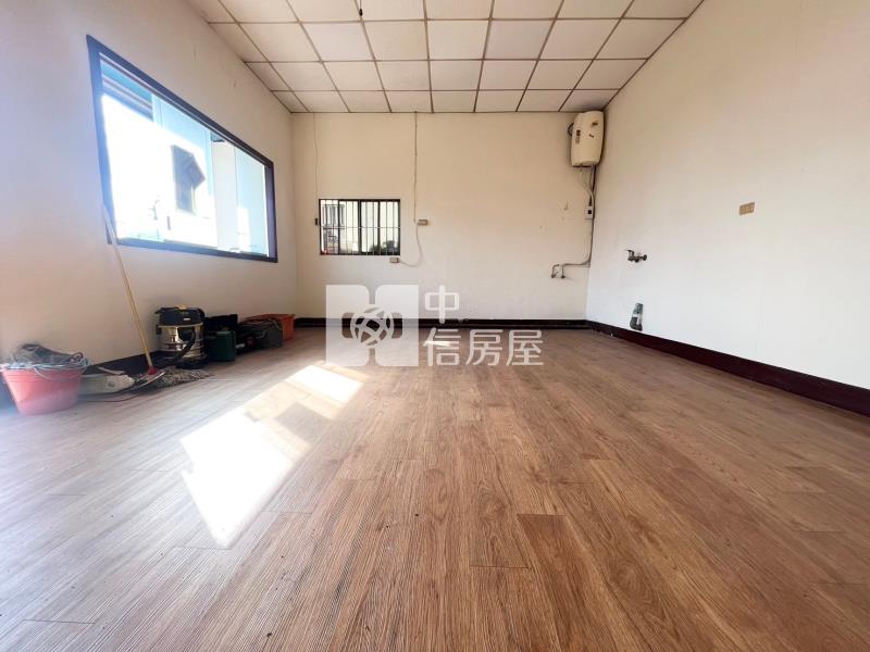 水頭超稀有農建地(已有合法農舍、資材室)房屋室內格局與周邊環境
