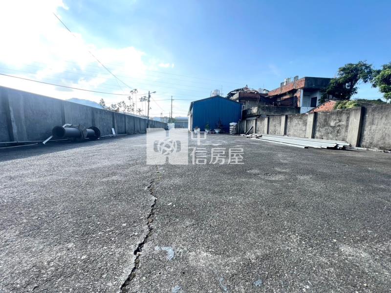 水頭超稀有農建地(已有合法農舍、資材室)房屋室內格局與周邊環境