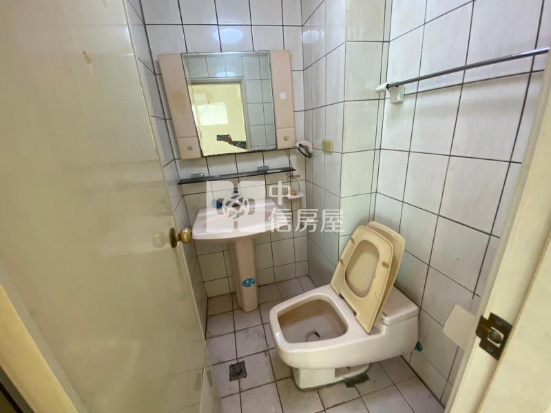 【奔馳】藝文商區華廈正3房房屋室內格局與周邊環境