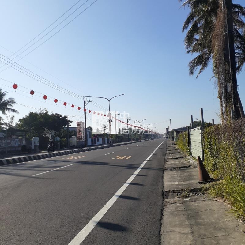 南區灣裡買地33坪送厝房屋室內格局與周邊環境