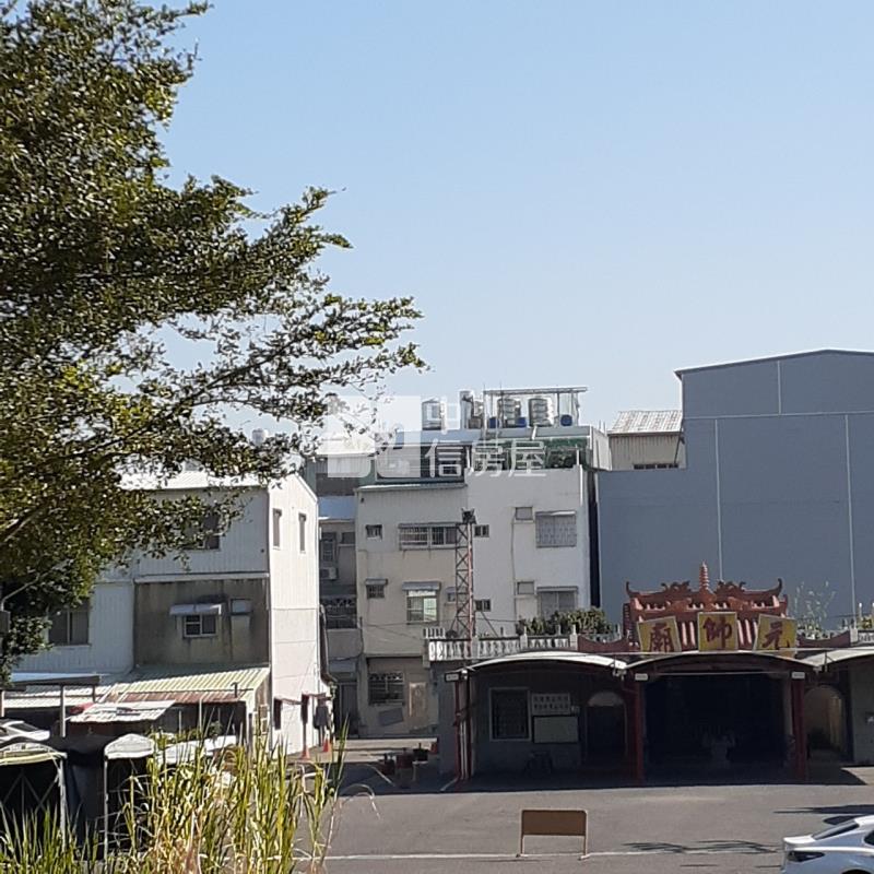 南區灣裡買地33坪送厝房屋室內格局與周邊環境