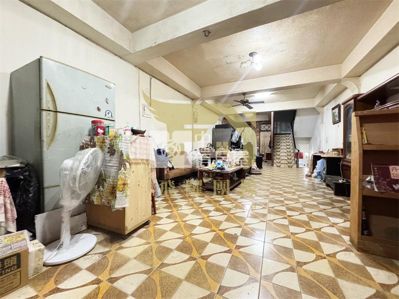 中壢SOGO商圈A21㊣中豐北路透店房屋室內格局與周邊環境