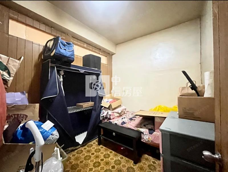 水湳文心臨路透天房屋室內格局與周邊環境