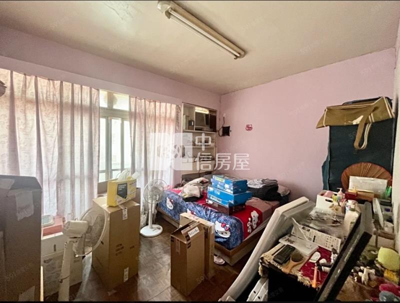 水湳文心臨路透天房屋室內格局與周邊環境