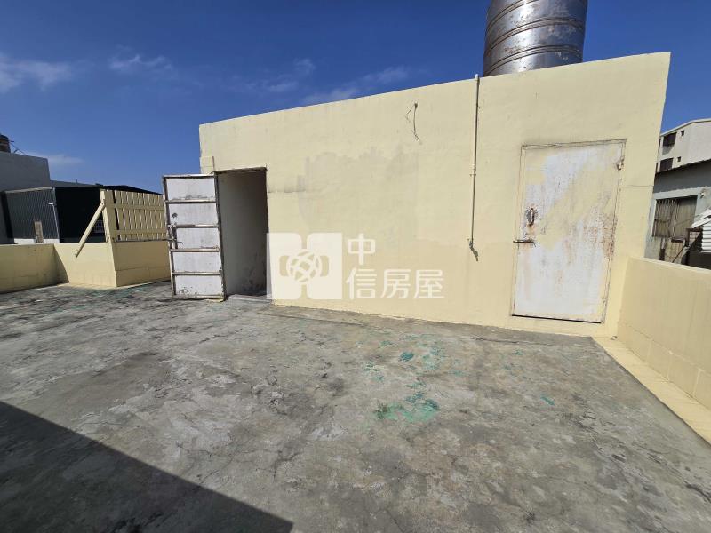 竹圍海湖後花園溫馨透天房屋室內格局與周邊環境