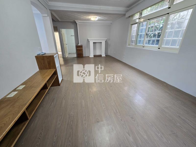 竹圍海湖後花園溫馨透天房屋室內格局與周邊環境