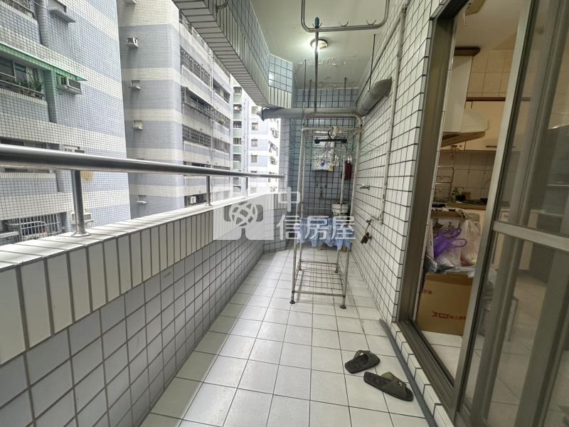 德賢商圈三房大樓房屋室內格局與周邊環境