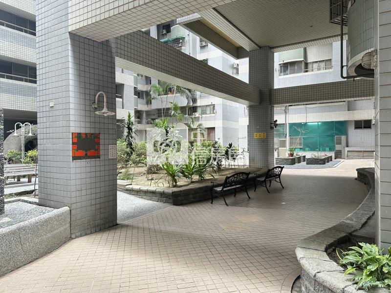 德賢商圈三房大樓房屋室內格局與周邊環境