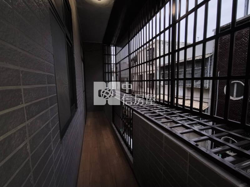 元智大學整新三房～車位好租房屋室內格局與周邊環境