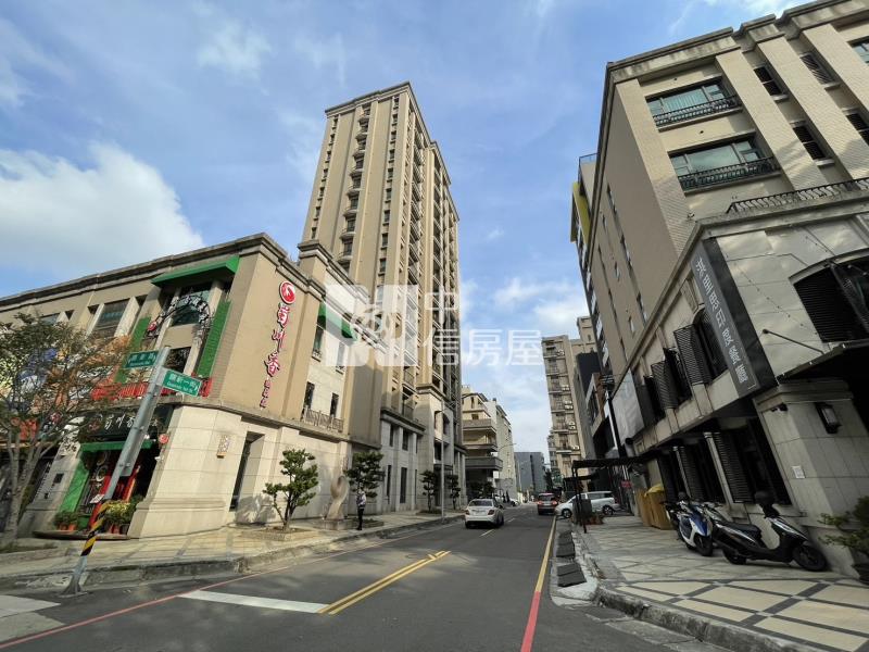 關新路絕版稀有鐵賣黃金美建地房屋室內格局與周邊環境