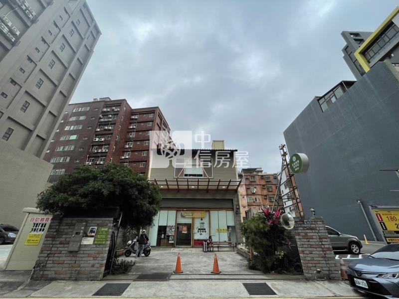 關新路絕版稀有鐵賣黃金美建地房屋室內格局與周邊環境
