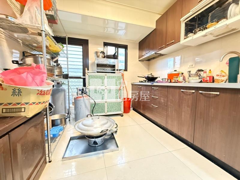 平鎮金陵路美透天房屋室內格局與周邊環境