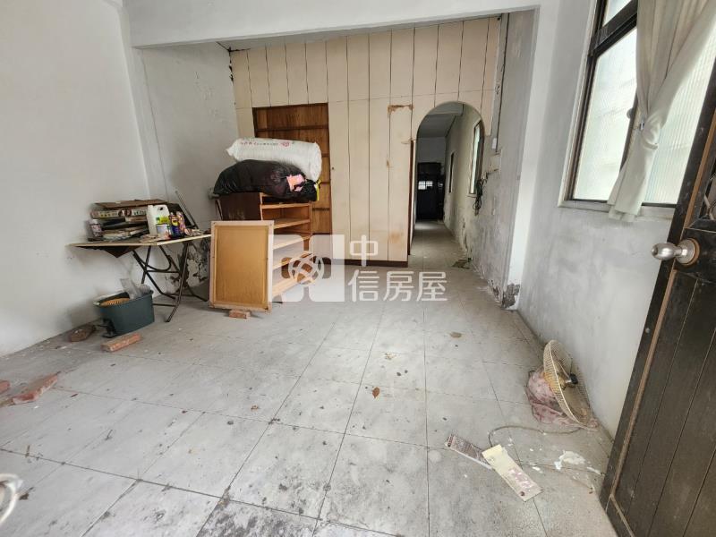 高雄必看低總價黃金屋房屋室內格局與周邊環境
