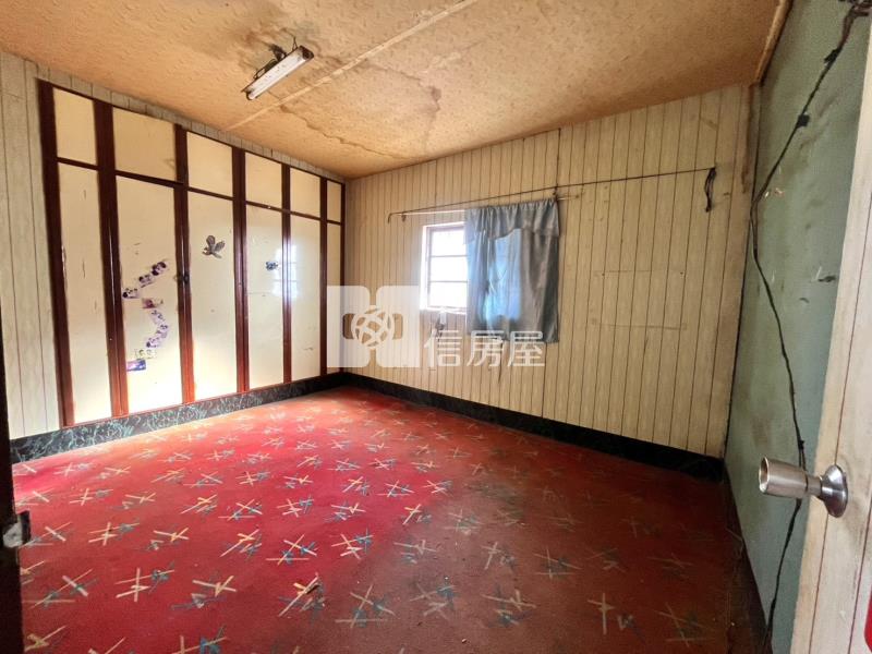 新社華豐街買地送房鄉村乙建房屋室內格局與周邊環境