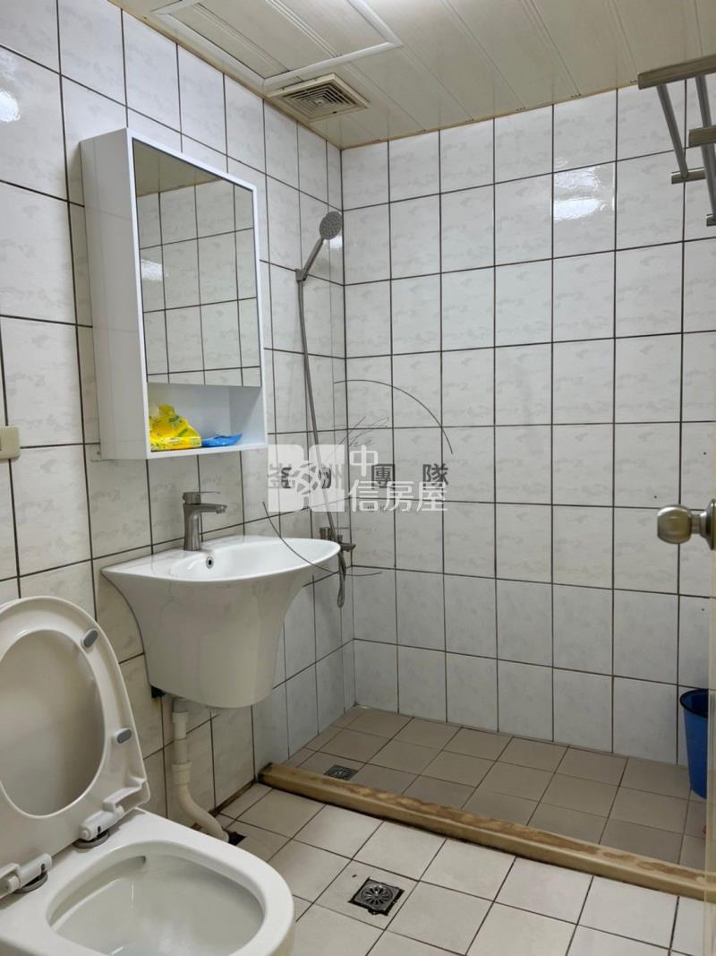 白馬豪景3房車房屋室內格局與周邊環境