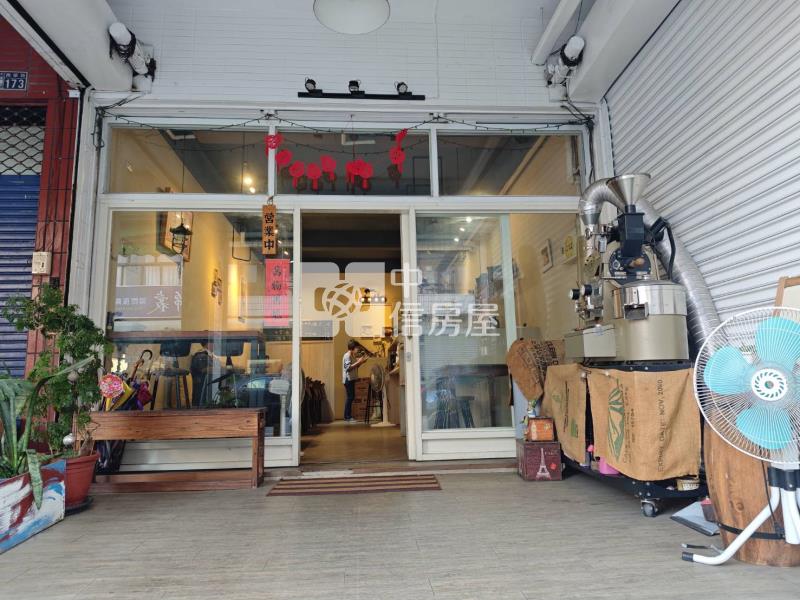 東榮商圈光榮國中旁臨路黃金透店房屋室內格局與周邊環境
