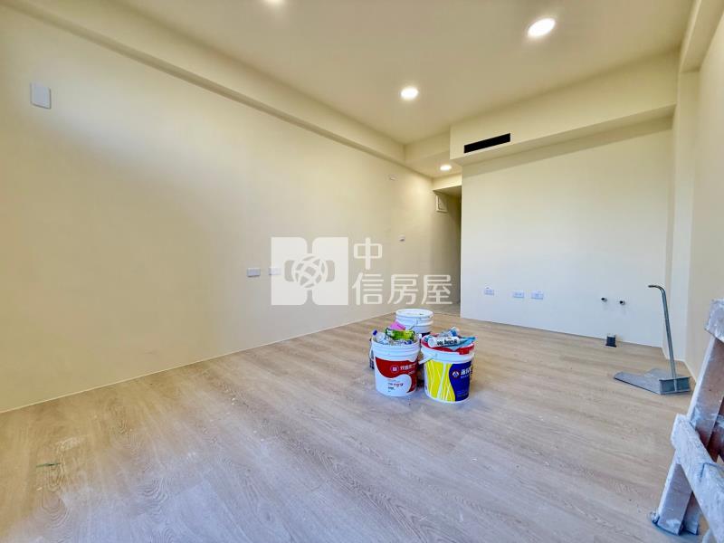 中國醫學院｜柳川水岸小資族低總價有陽台採光套房房屋室內格局與周邊環境