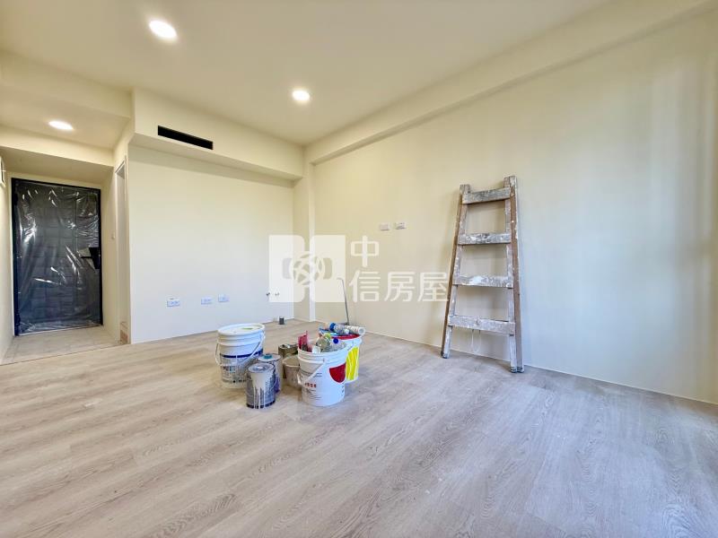 中國醫學院｜柳川水岸小資族低總價有陽台採光套房房屋室內格局與周邊環境