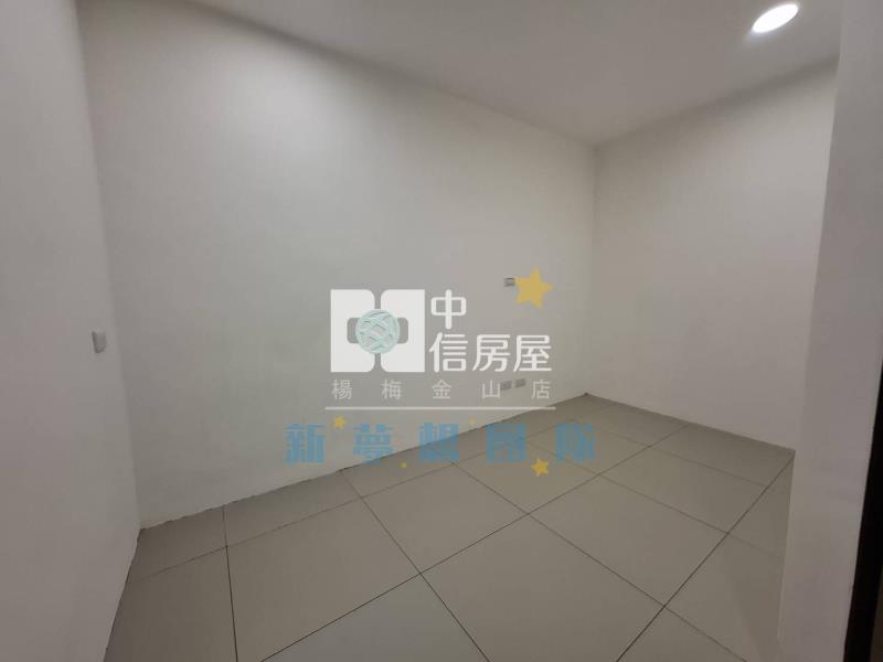 【新夢想】高鐵南路旁4房全新翻修透天房屋室內格局與周邊環境