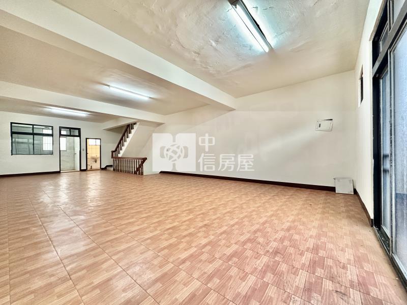 獨家蘆竹區_5.8米大面寬黃金店透房屋室內格局與周邊環境