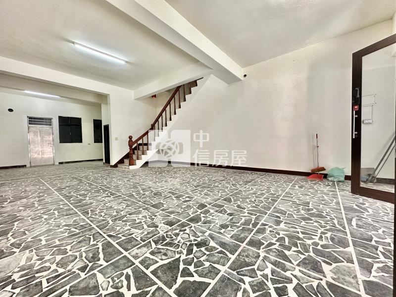 獨家蘆竹區_5.8米大面寬黃金店透房屋室內格局與周邊環境