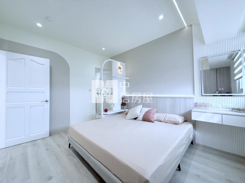 白金漢宮三房亮麗平車房屋室內格局與周邊環境