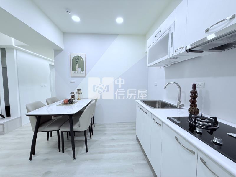 白金漢宮三房亮麗平車房屋室內格局與周邊環境