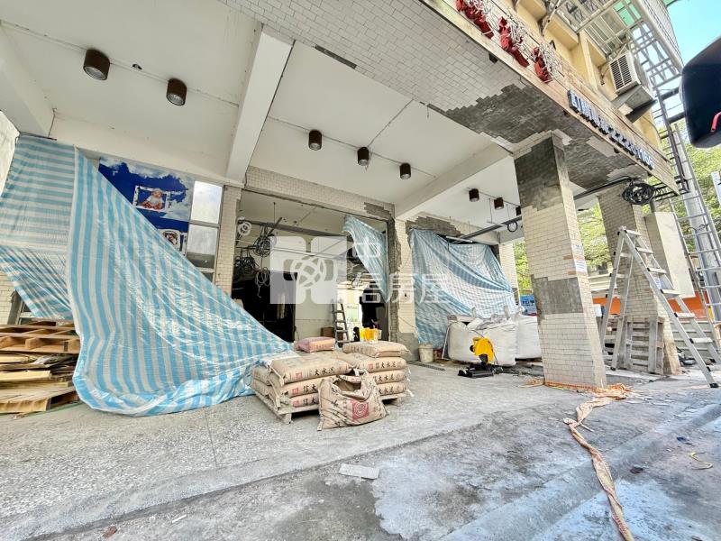 一中商圈11米面寬連鎖全家超商承租店面|年收126萬房屋室內格局與周邊環境