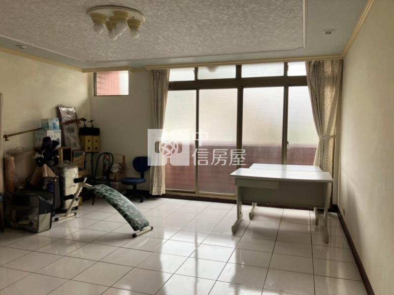 【新世紀】中壢區中豐路店面房屋室內格局與周邊環境