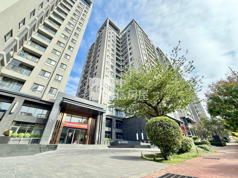 輕屋齡高樓無限視野｜雙衛開窗朝南美三房B1平車房屋室內格局與周邊環境