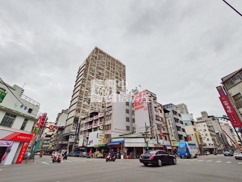 金殿888樓中樓一房一廳房屋室內格局與周邊環境
