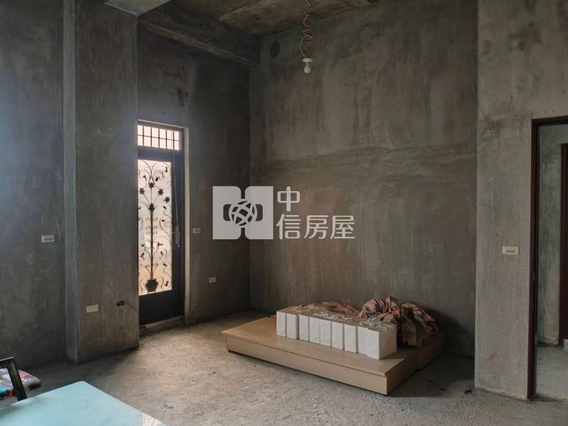 宜蘭礁溪超大面寬農舍房屋室內格局與周邊環境