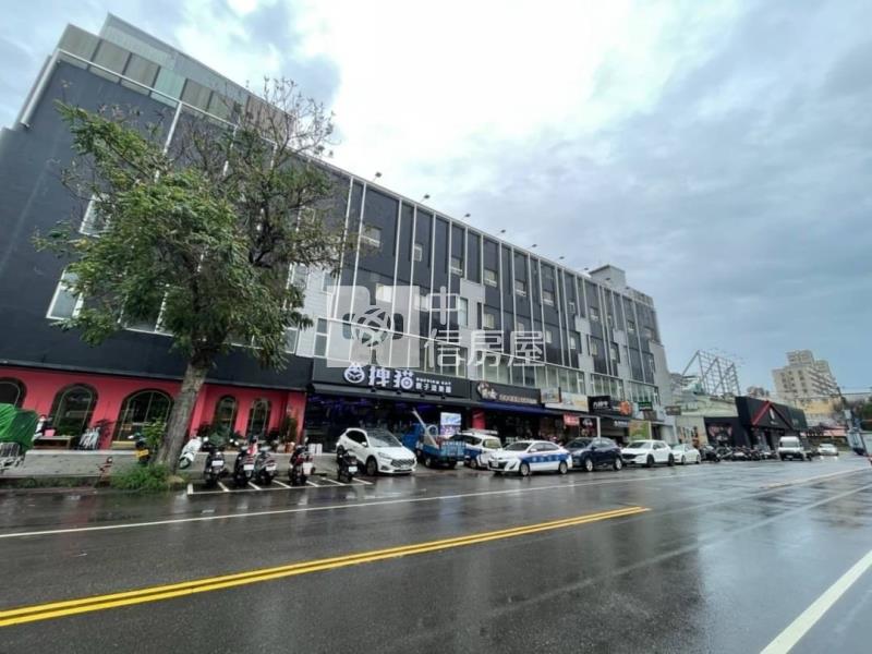 西屯黎明商圈角間透店房屋室內格局與周邊環境