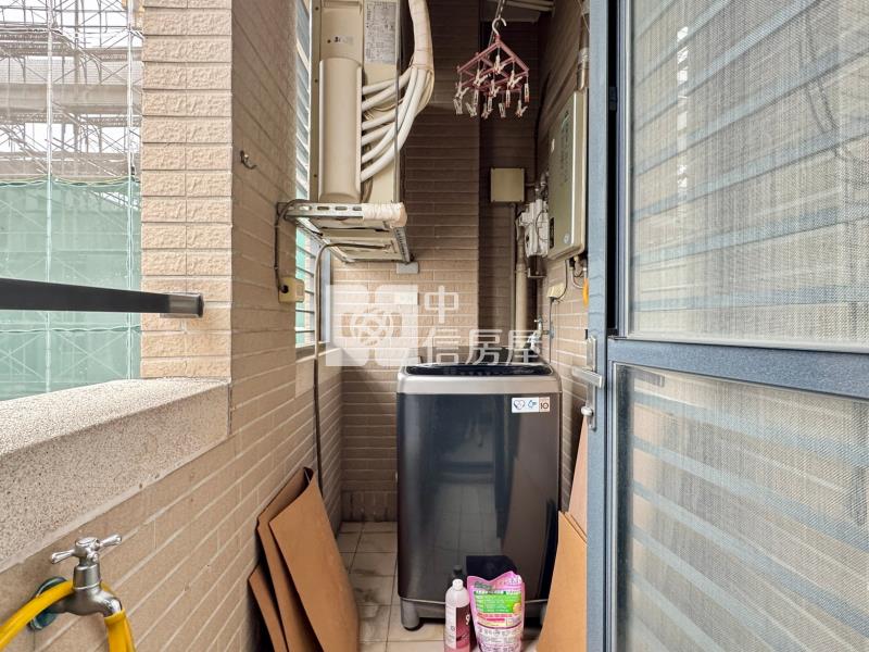 大城比佛利帝王戶.3改2雙車房屋室內格局與周邊環境