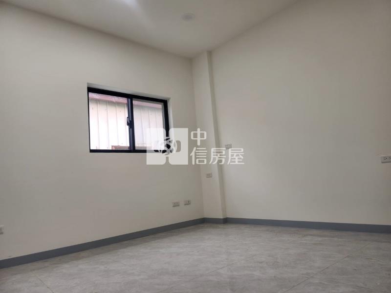 南大附中全整新車庫透天房屋室內格局與周邊環境