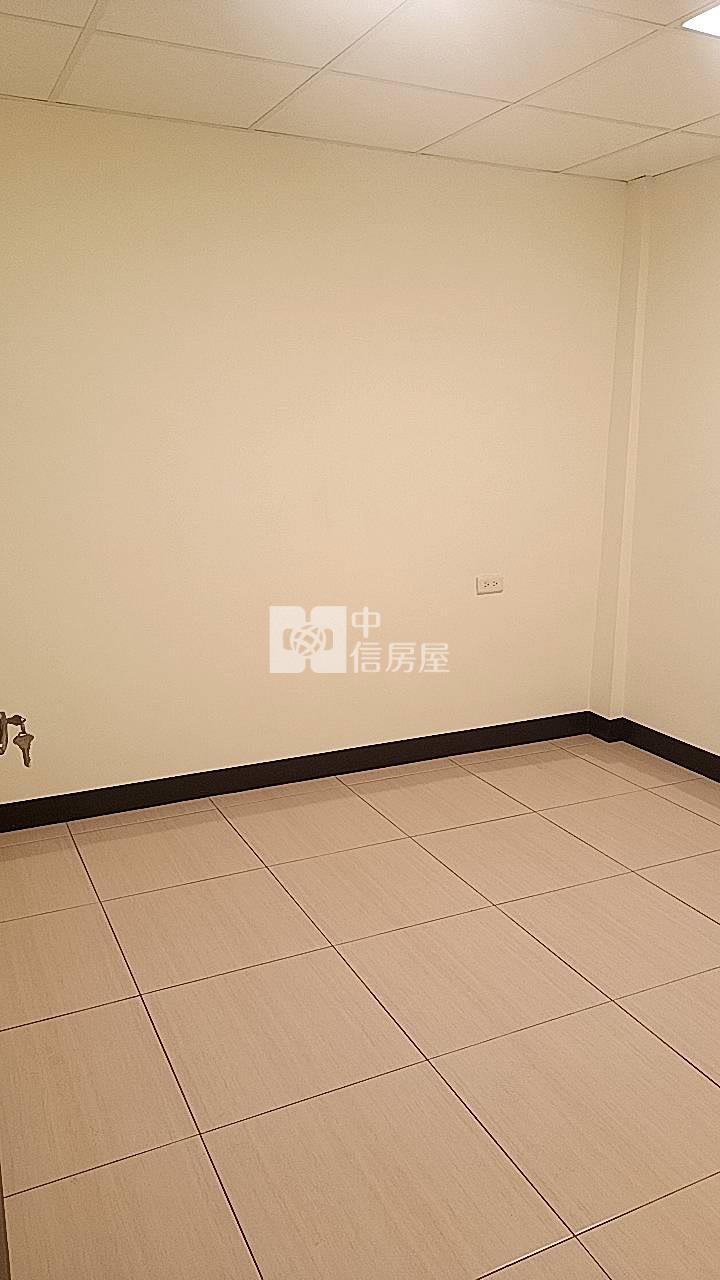 新園興安路便宜透天房屋室內格局與周邊環境