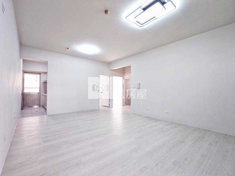 得寶名邸三房雙車房屋室內格局與周邊環境